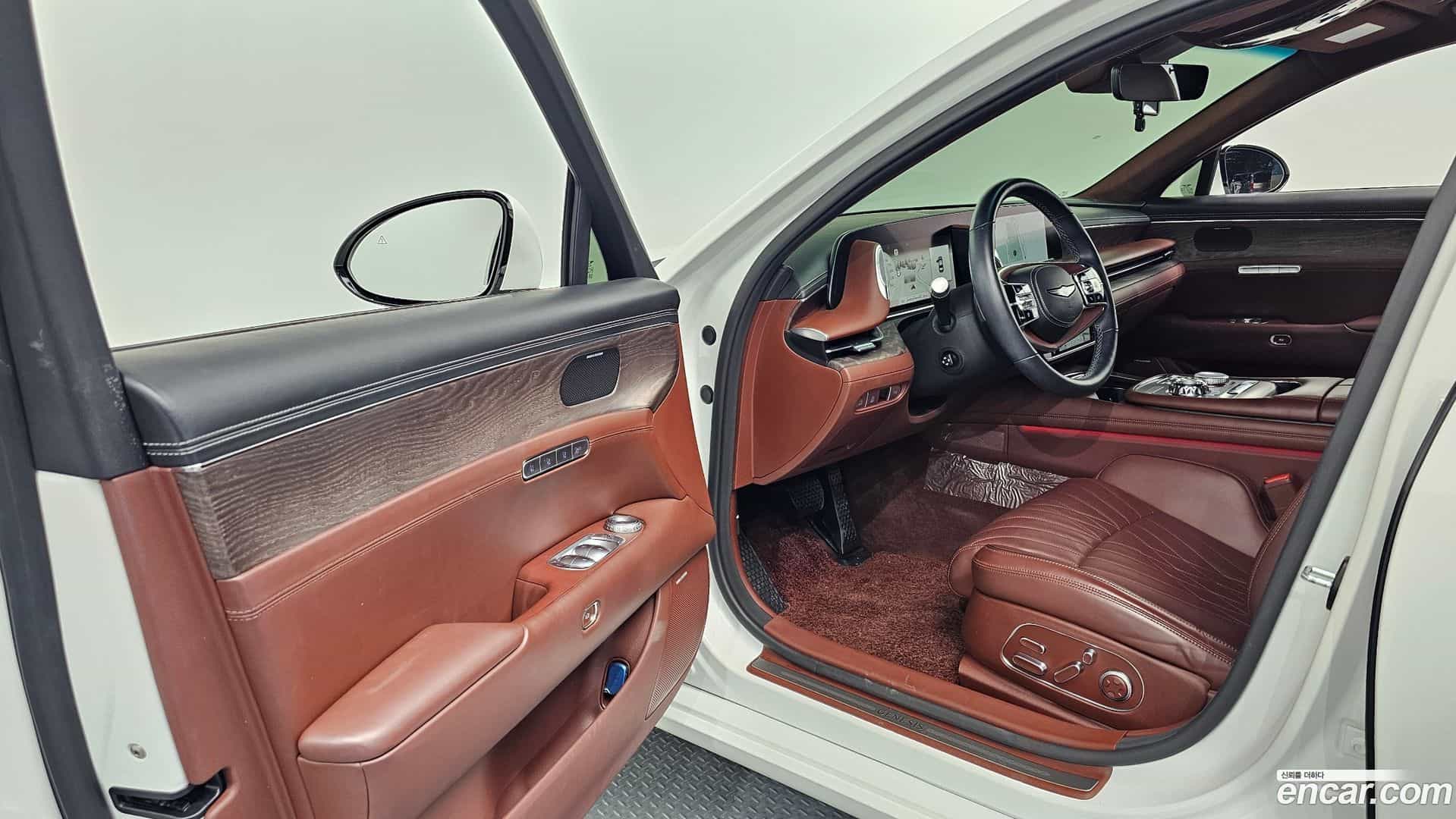 G90 Genesis 2022.11-INNER-010