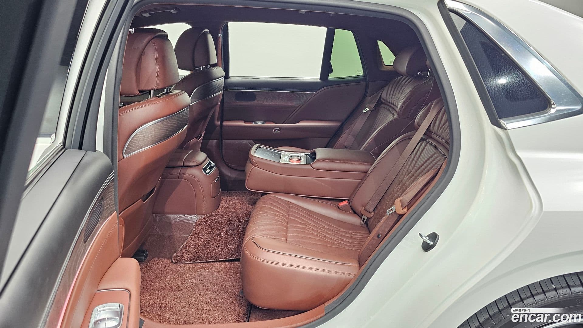 Main__Slider__Photo:G90 Genesis 2022.11-10