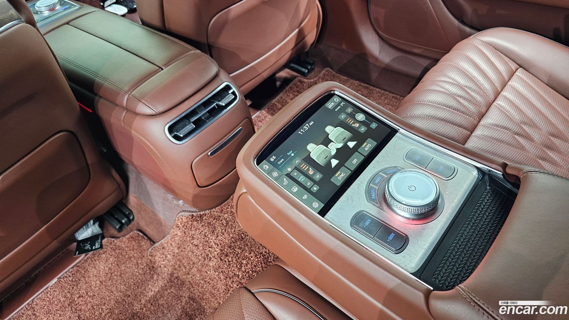 Main__Slider__Photo:G90 Genesis 2022.11-18