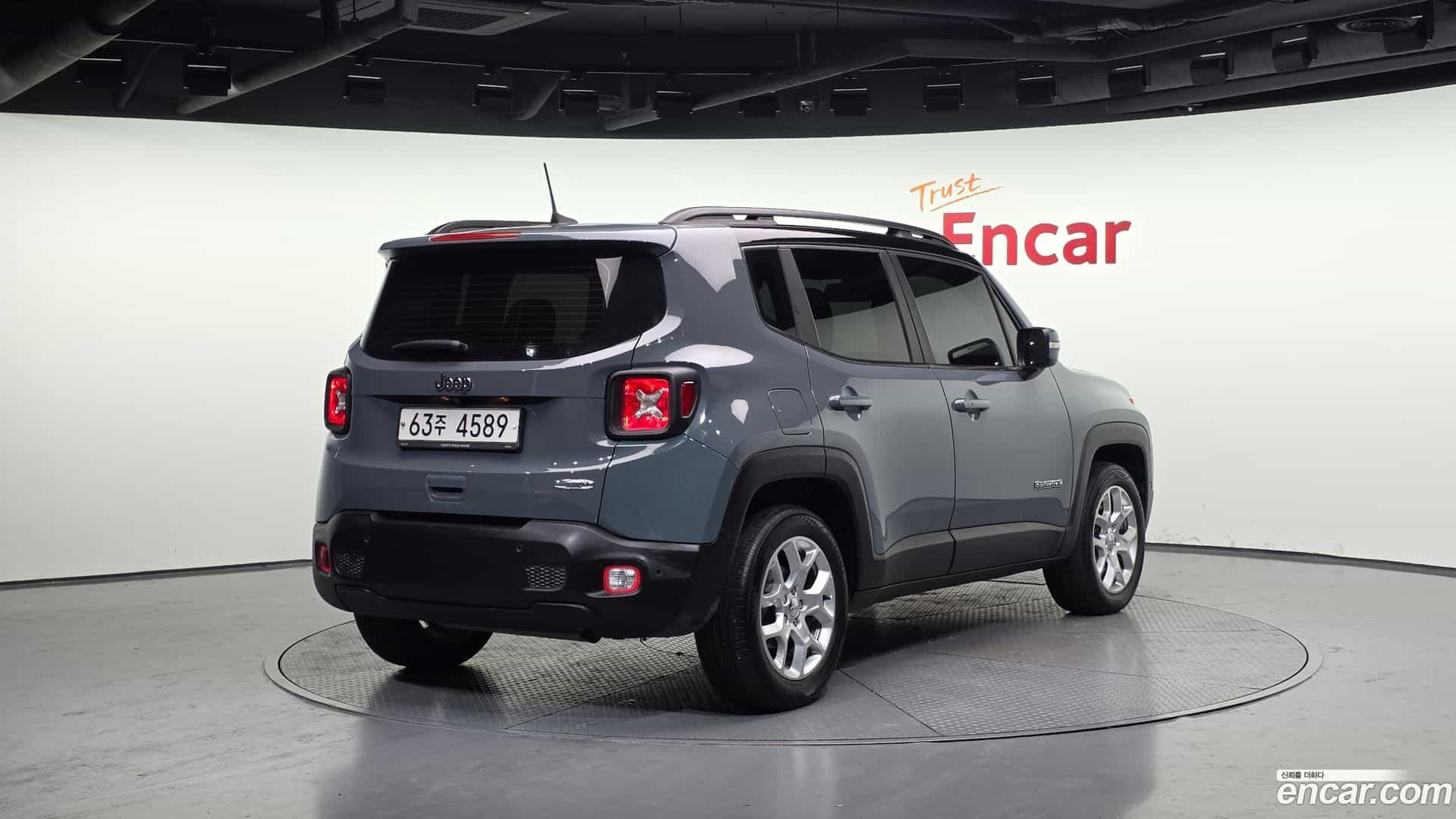 Renegade Jeep 2018.7-OUTER-002