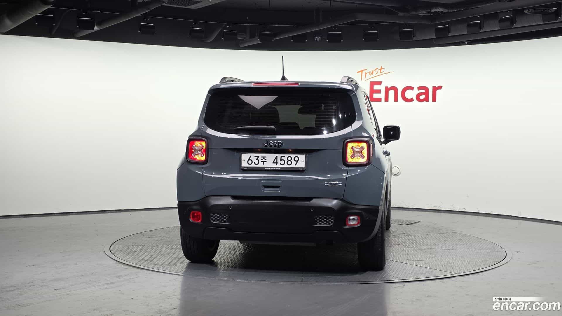 Renegade Jeep 2018.7-OUTER-004