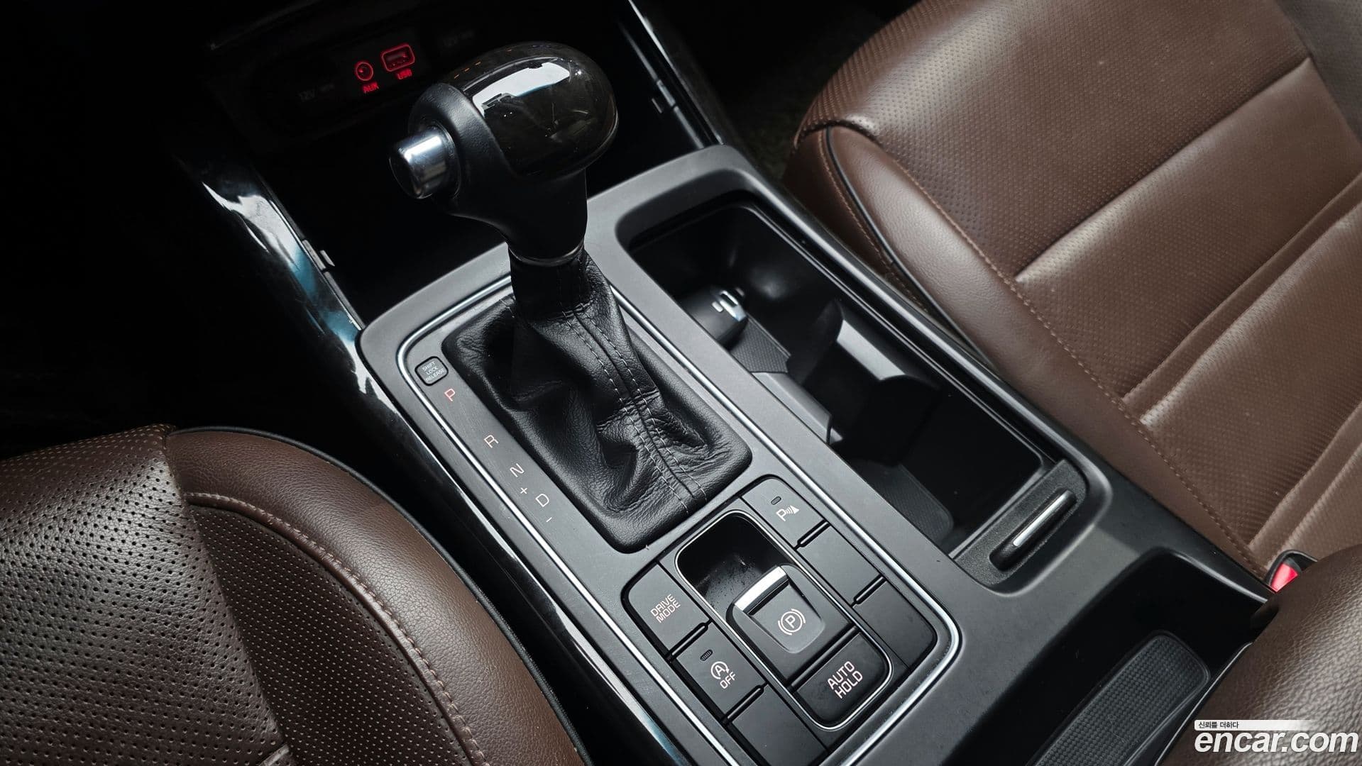 Main__Slider__Photo:Sorento Kia 2015.7-8