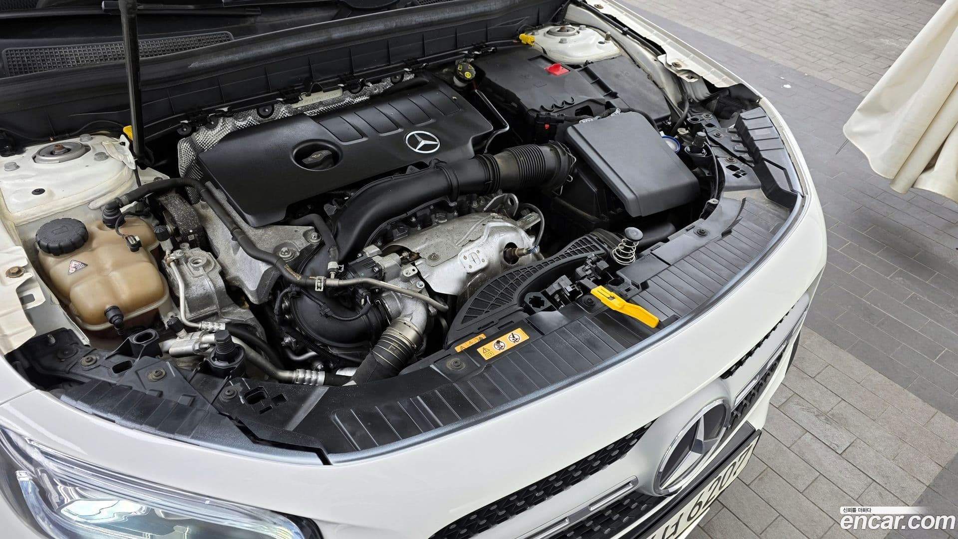 Main__Slider__Photo:GLB-Class Mercedes-Benz 2021.4-5