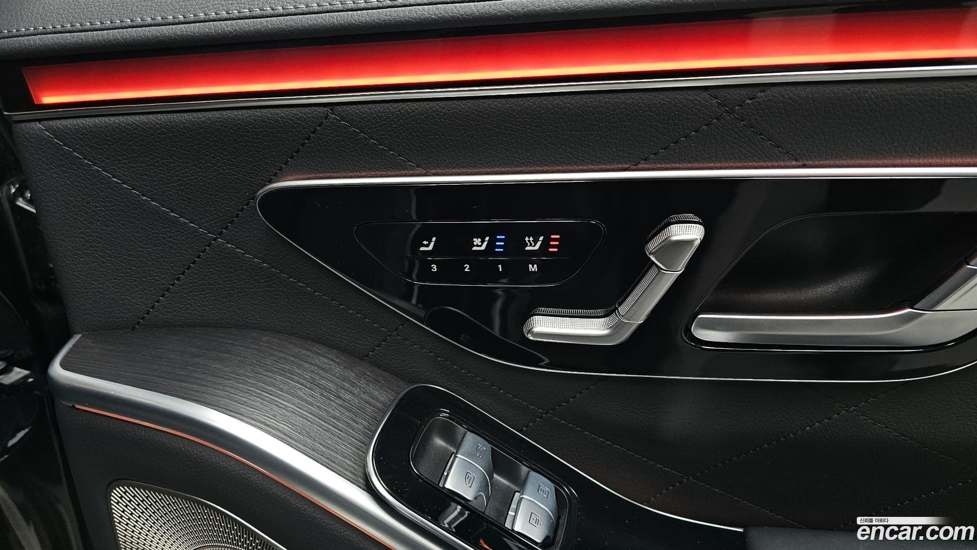 Main__Slider__Photo:S-Class Mercedes-Benz 2021.9-18