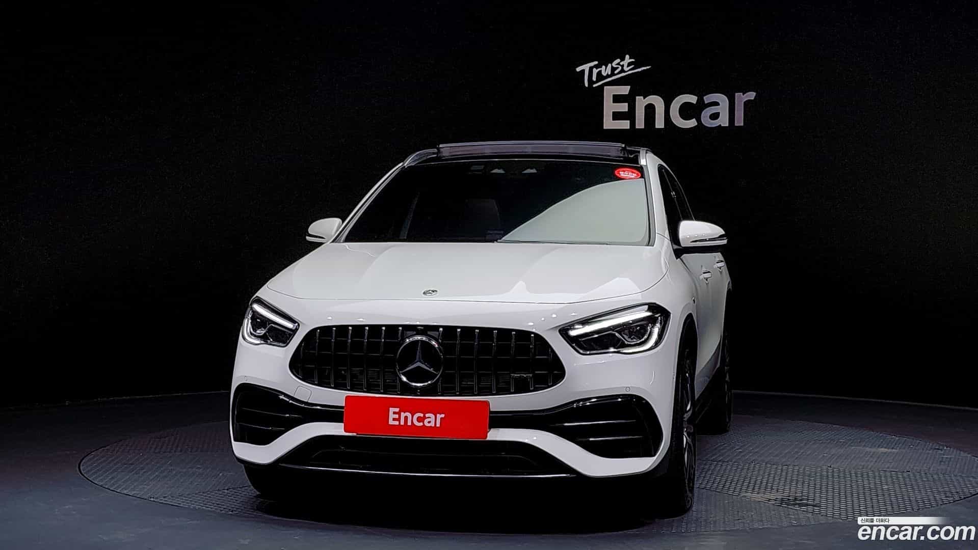 GLA-Class Mercedes-Benz 2022.4-OUTER-003