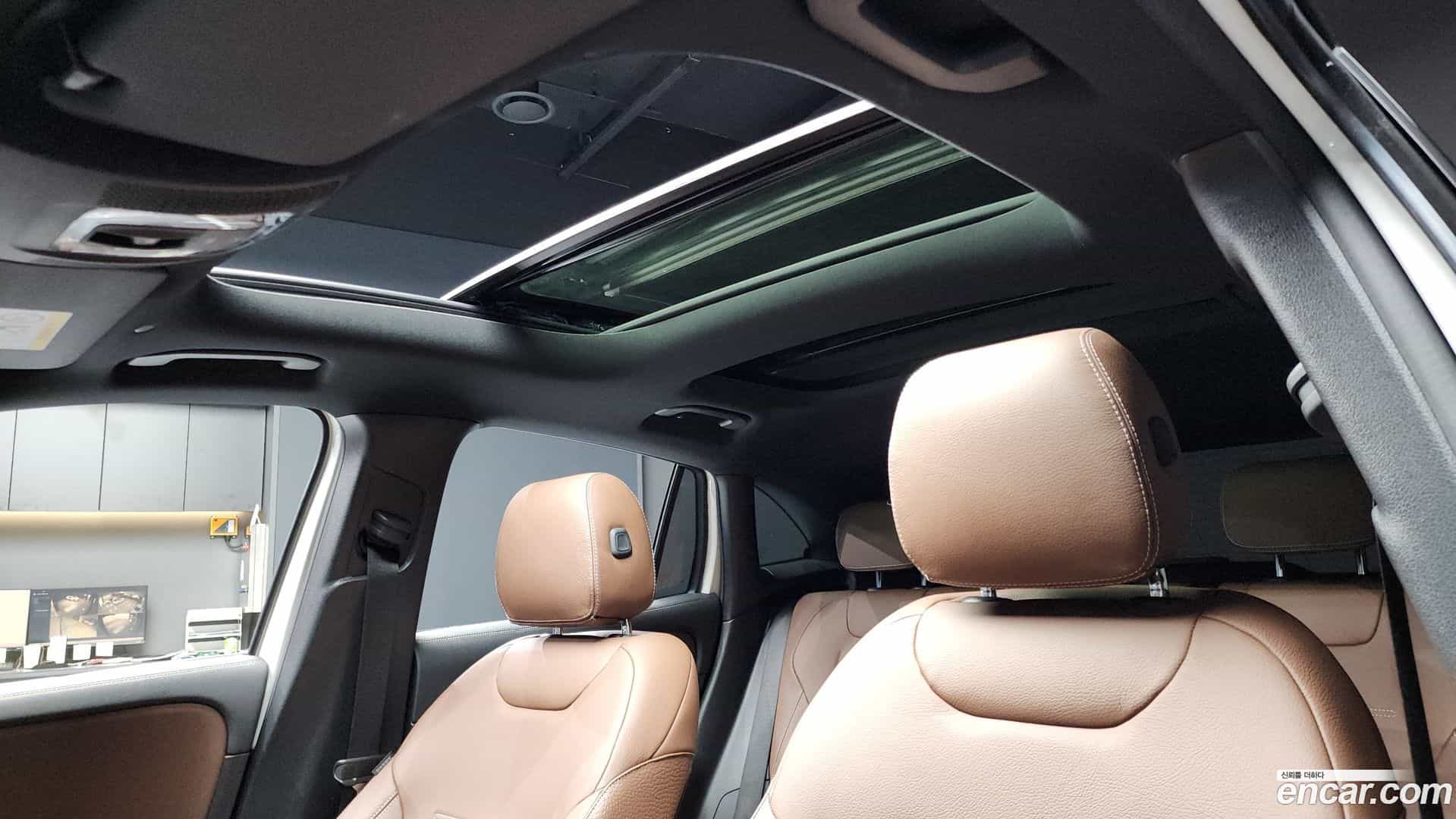 GLA-Class Mercedes-Benz 2022.4-OPTION-023