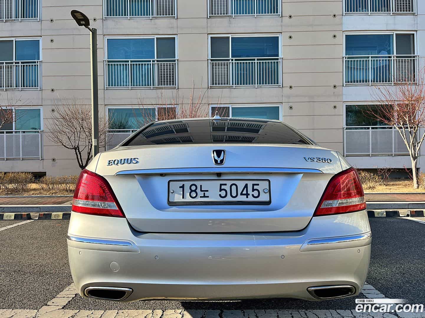 Equus Hyundai 2011.10-INNER-006