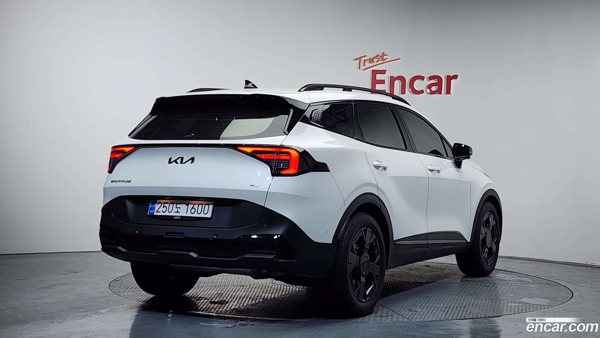 Main__Slider__Photo:Sportage Kia 2025.0-1