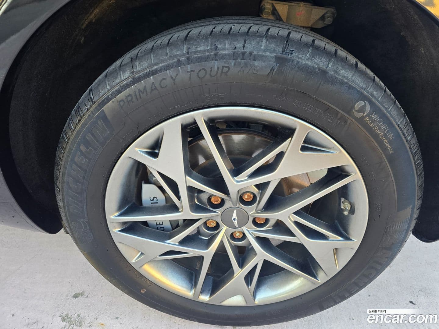 Main__Slider__Photo:GV70 Genesis 2022.7-4