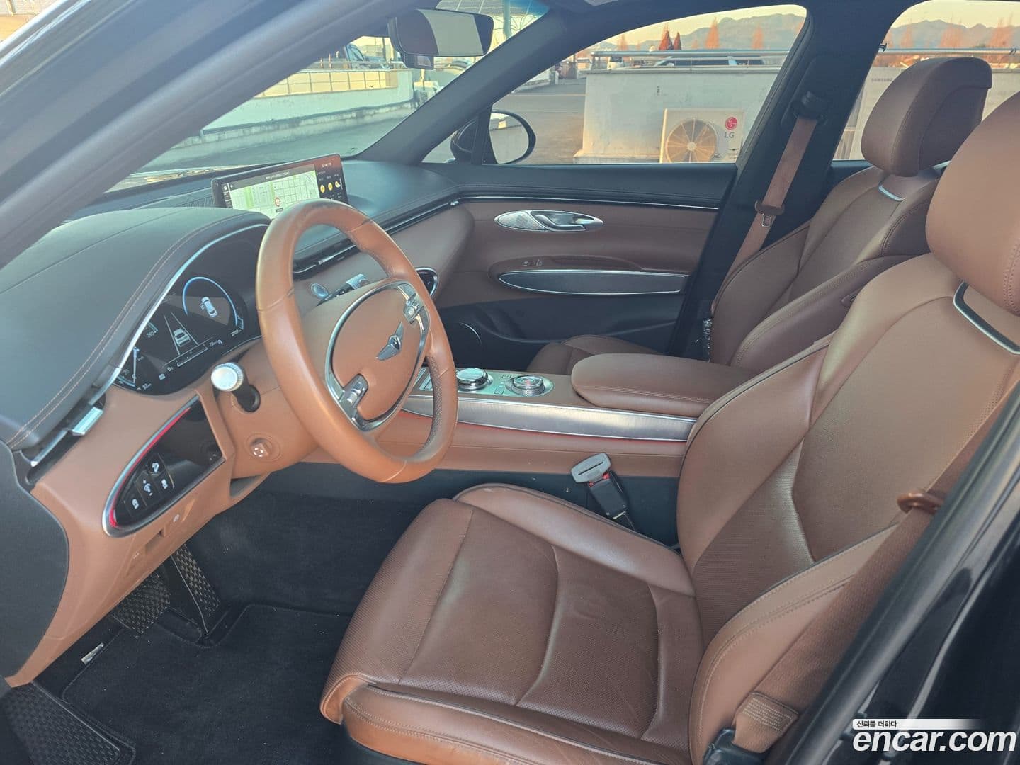 Main__Slider__Photo:GV70 Genesis 2022.7-9