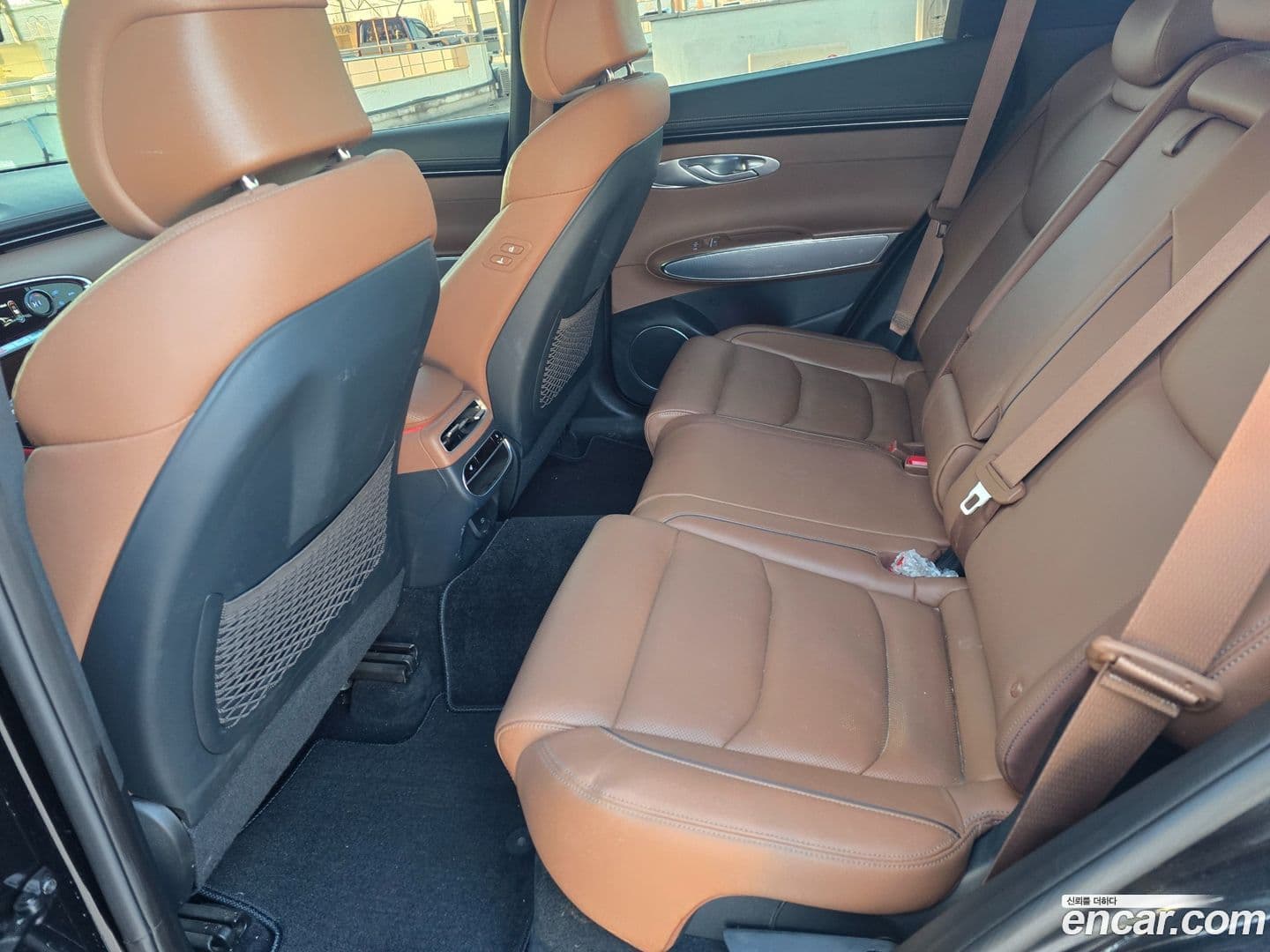 Main__Slider__Photo:GV70 Genesis 2022.7-11