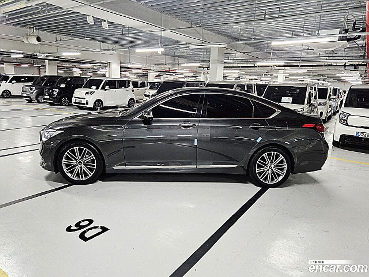 Main__Slider__Photo:G80 Genesis 2019.3-2