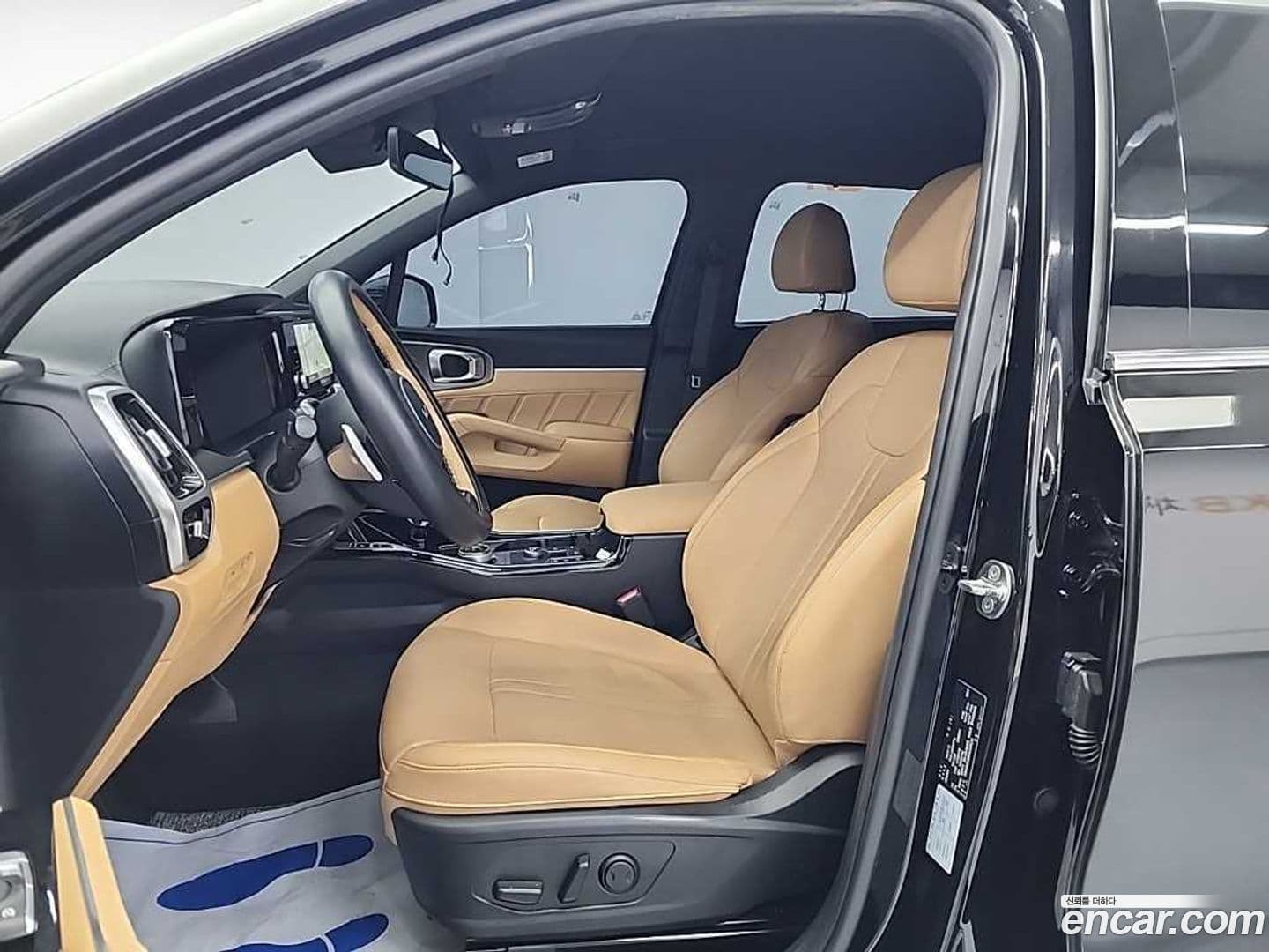 Main__Slider__Photo:Sorento Kia 2022.10-10