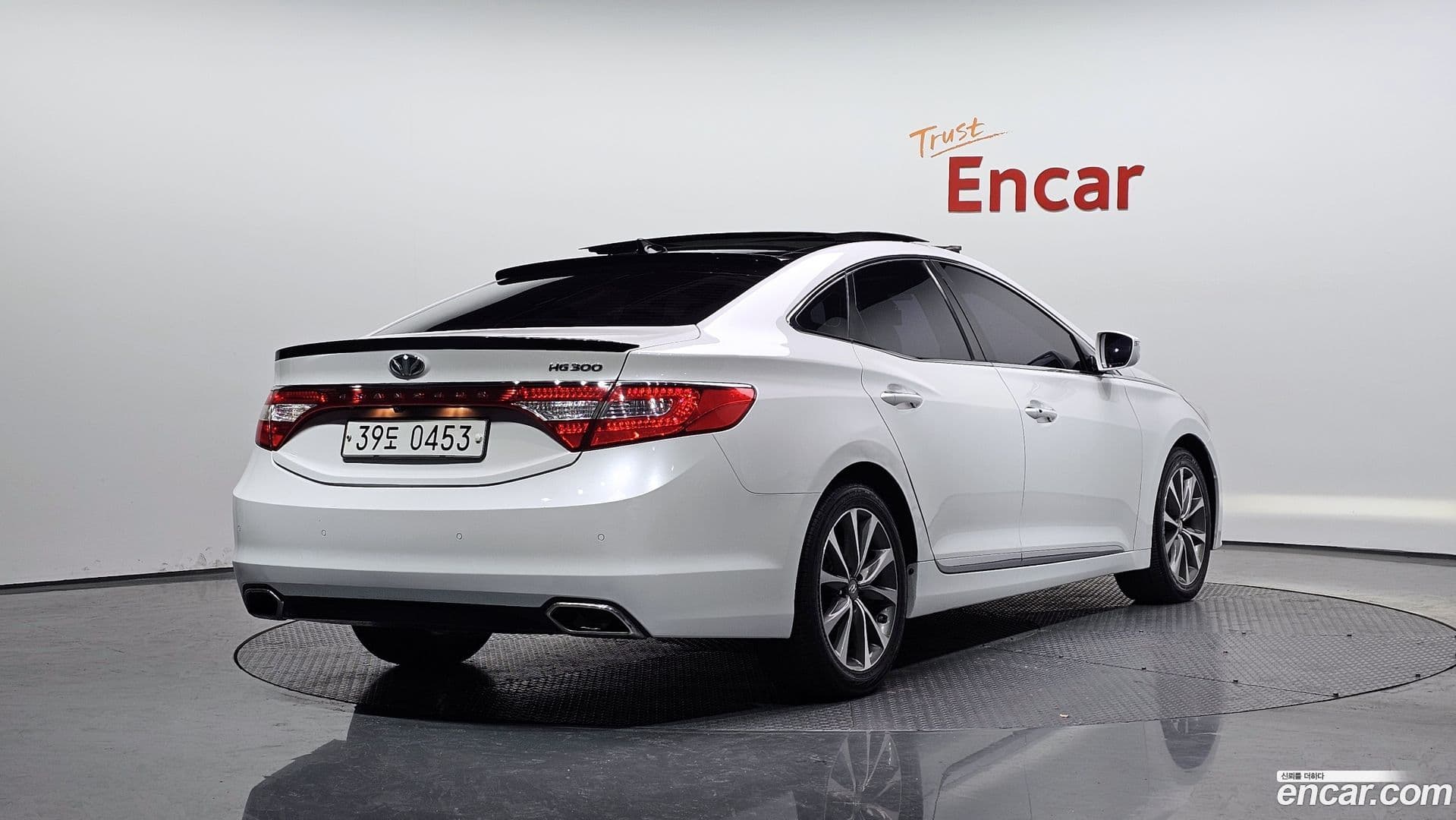 Main__Slider__Photo:Grandeur Hyundai 2016.6-1