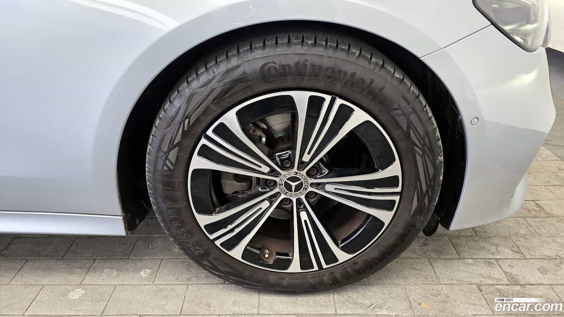 E-Class Mercedes-Benz 2024.8-OUTER-005