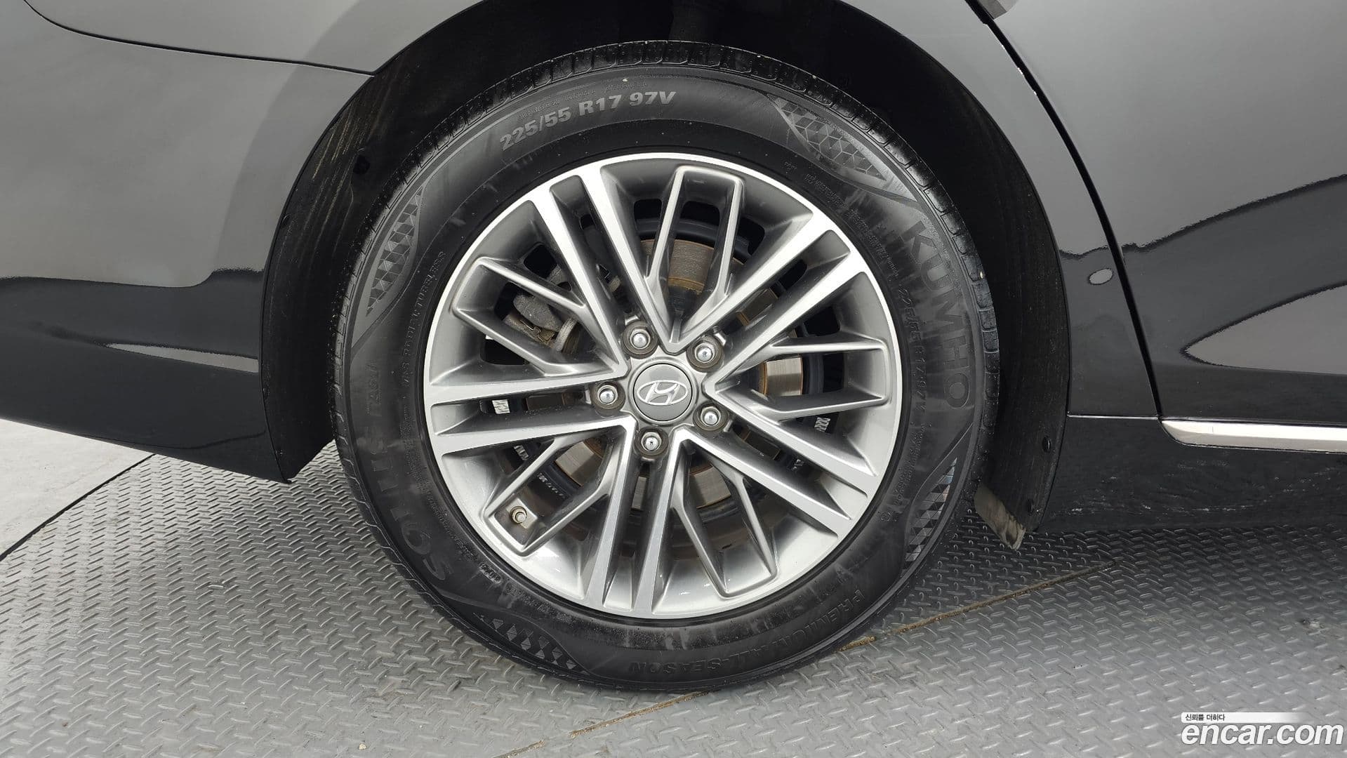 Main__Slider__Photo:Grandeur Hyundai 2019.3-4