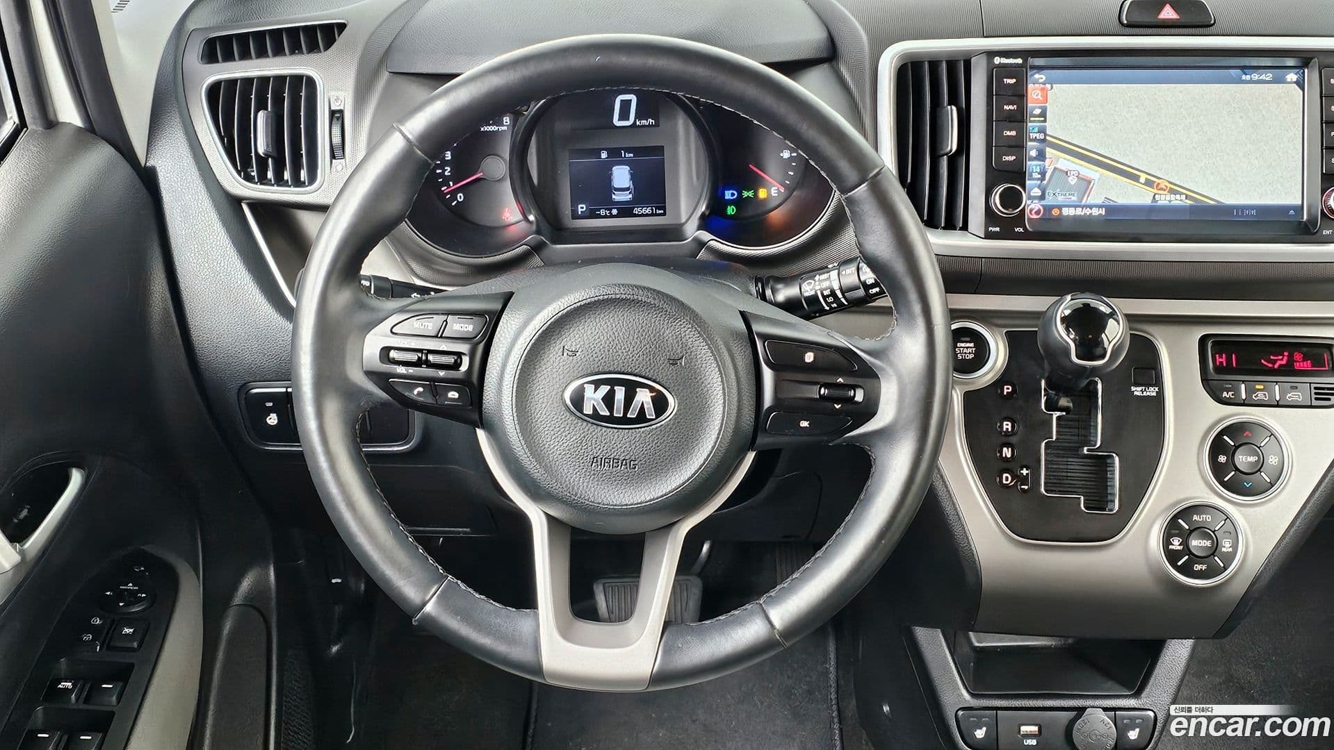 Main__Slider__Photo:RAY Kia 2021.3-12