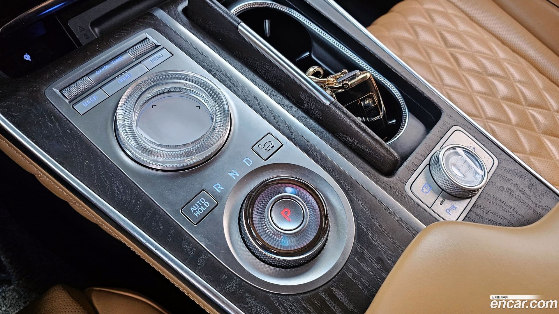 Main__Slider__Photo:GV80 Genesis 2020.6-8