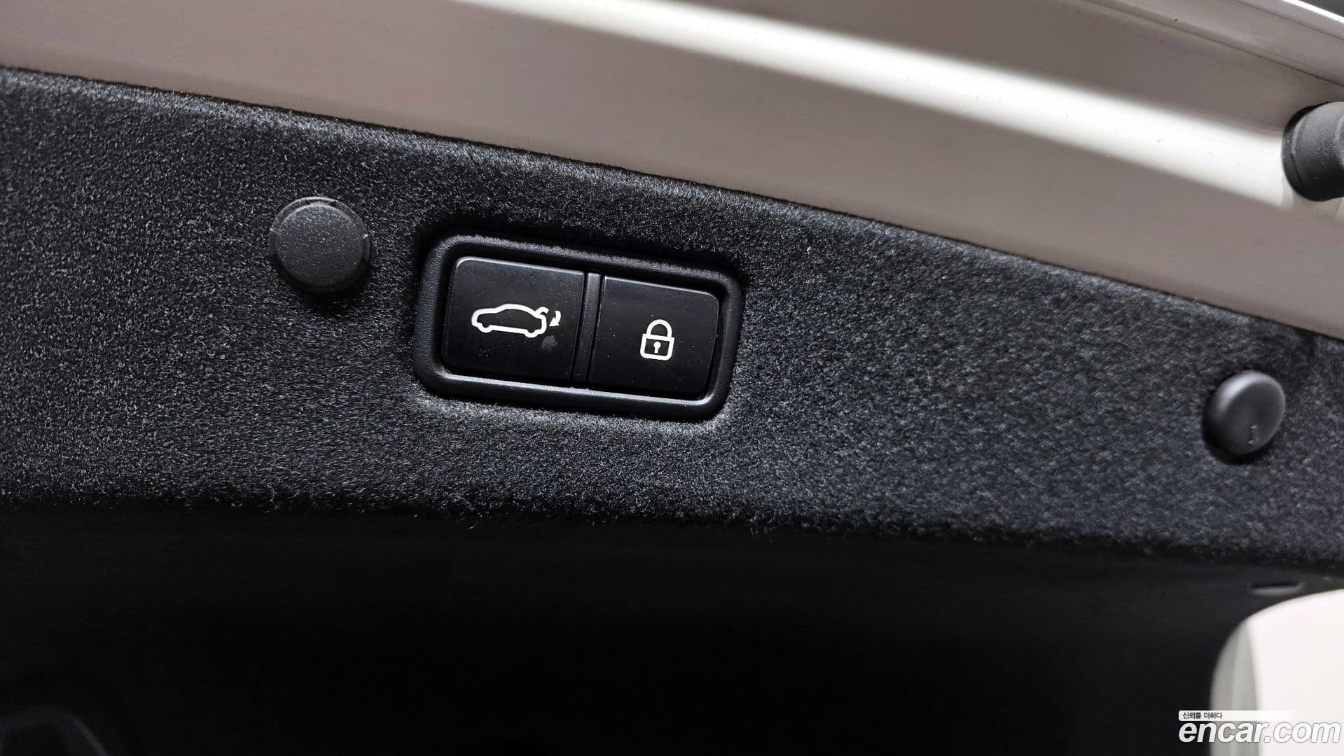 Main__Slider__Photo:Grandeur Hyundai 2022.4-19