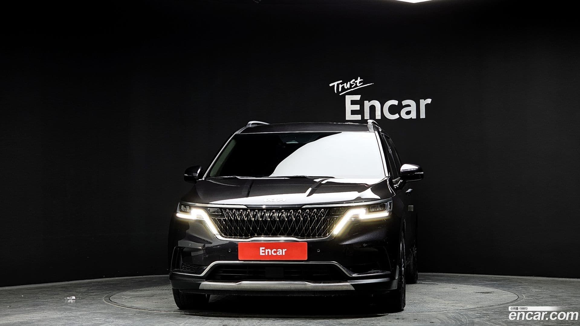 Main__Slider__Photo:Canival Kia 2021.7-2