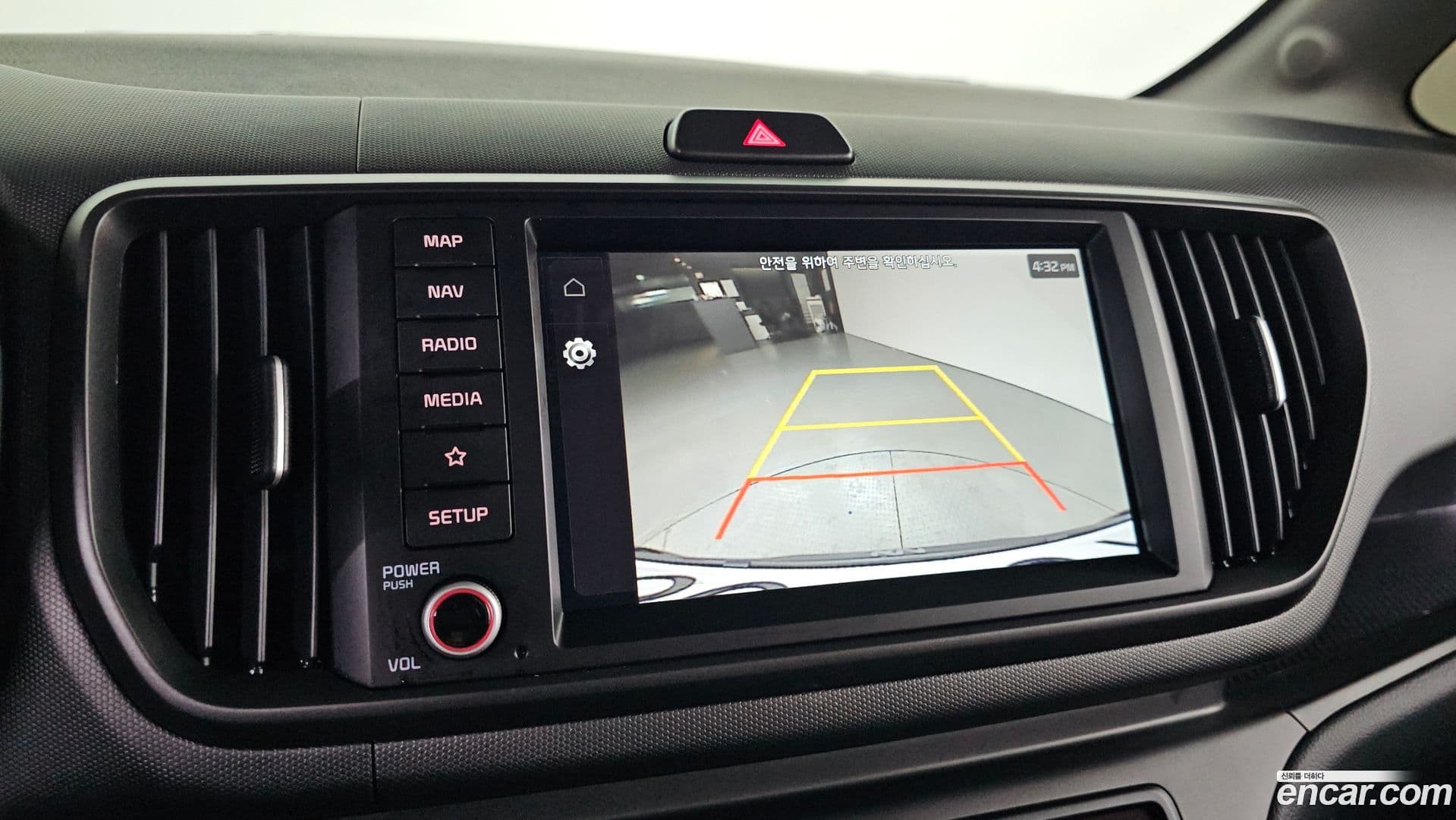 Main__Slider__Photo:RAY Kia 2025.3-15