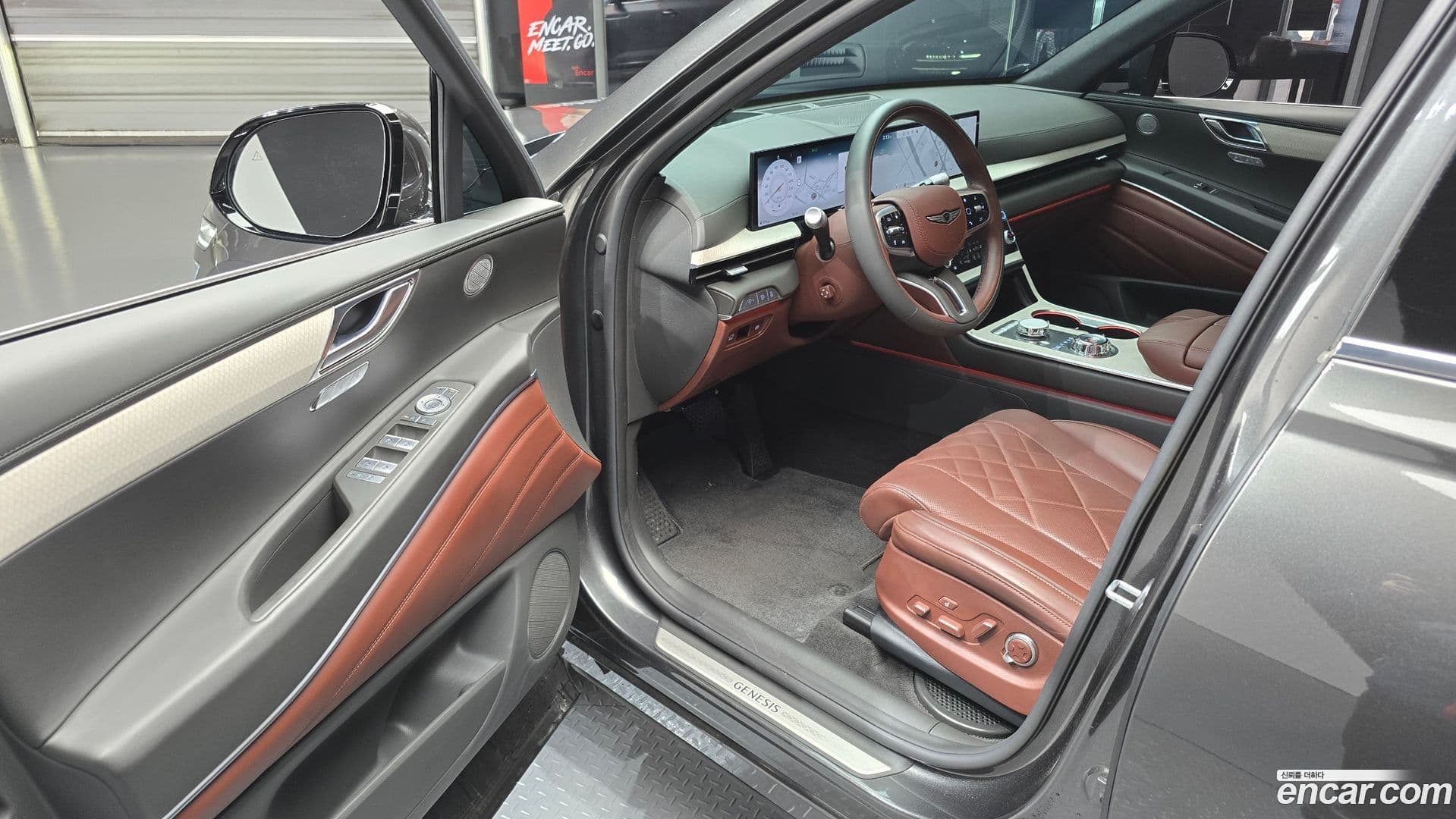 Main__Slider__Photo:GV80 Genesis 2024.0-10