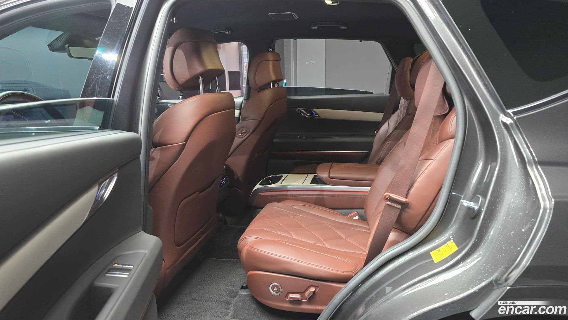 Main__Slider__Photo:GV80 Genesis 2024.0-11