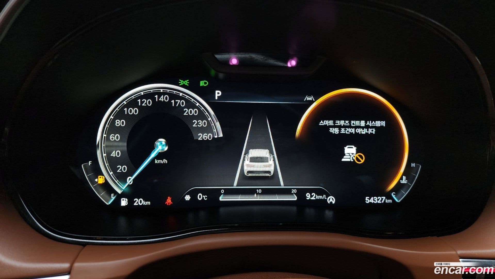 Main__Slider__Photo:GV70 Genesis 2022.2-7