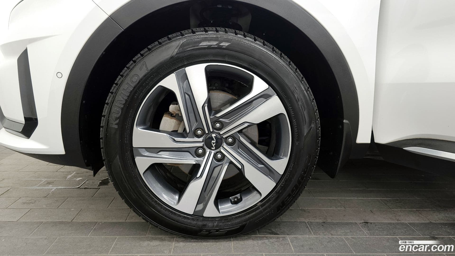 Main__Slider__Photo:Sorento Kia 2022.4-4