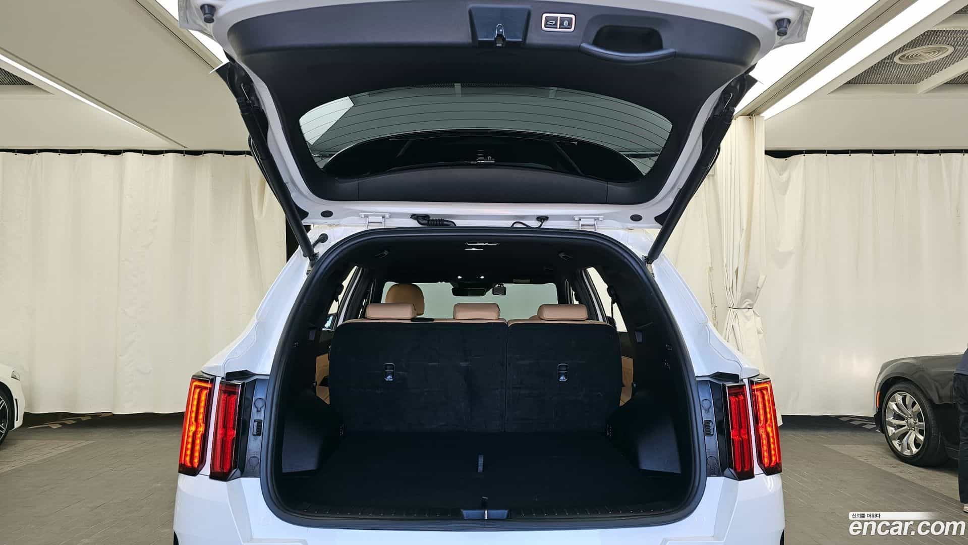 Sorento Kia 2022.4-OPTION-024