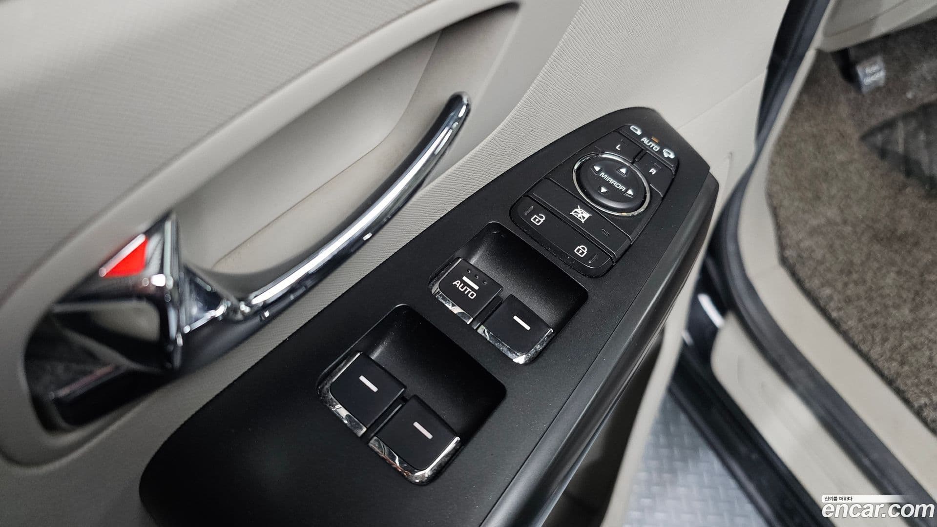 Main__Slider__Photo:Canival Kia 2017.11-11