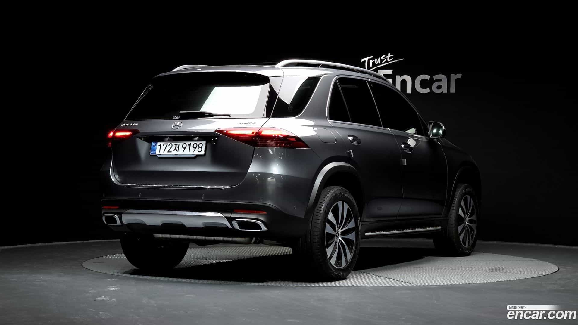 GLE-Class Mercedes-Benz 2025.9-OUTER-002