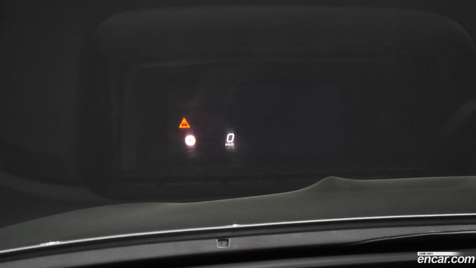 Main__Slider__Photo:GLE-Class Mercedes-Benz 2025.9-16