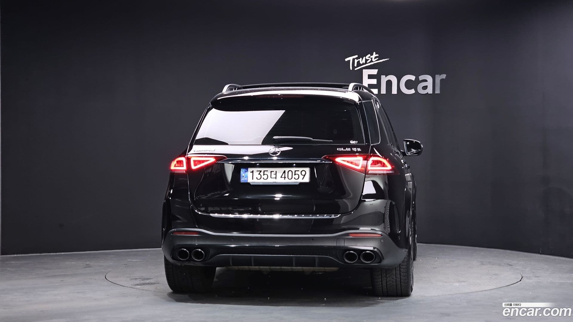 Main__Slider__Photo:GLE-Class Mercedes-Benz 2022.3-3