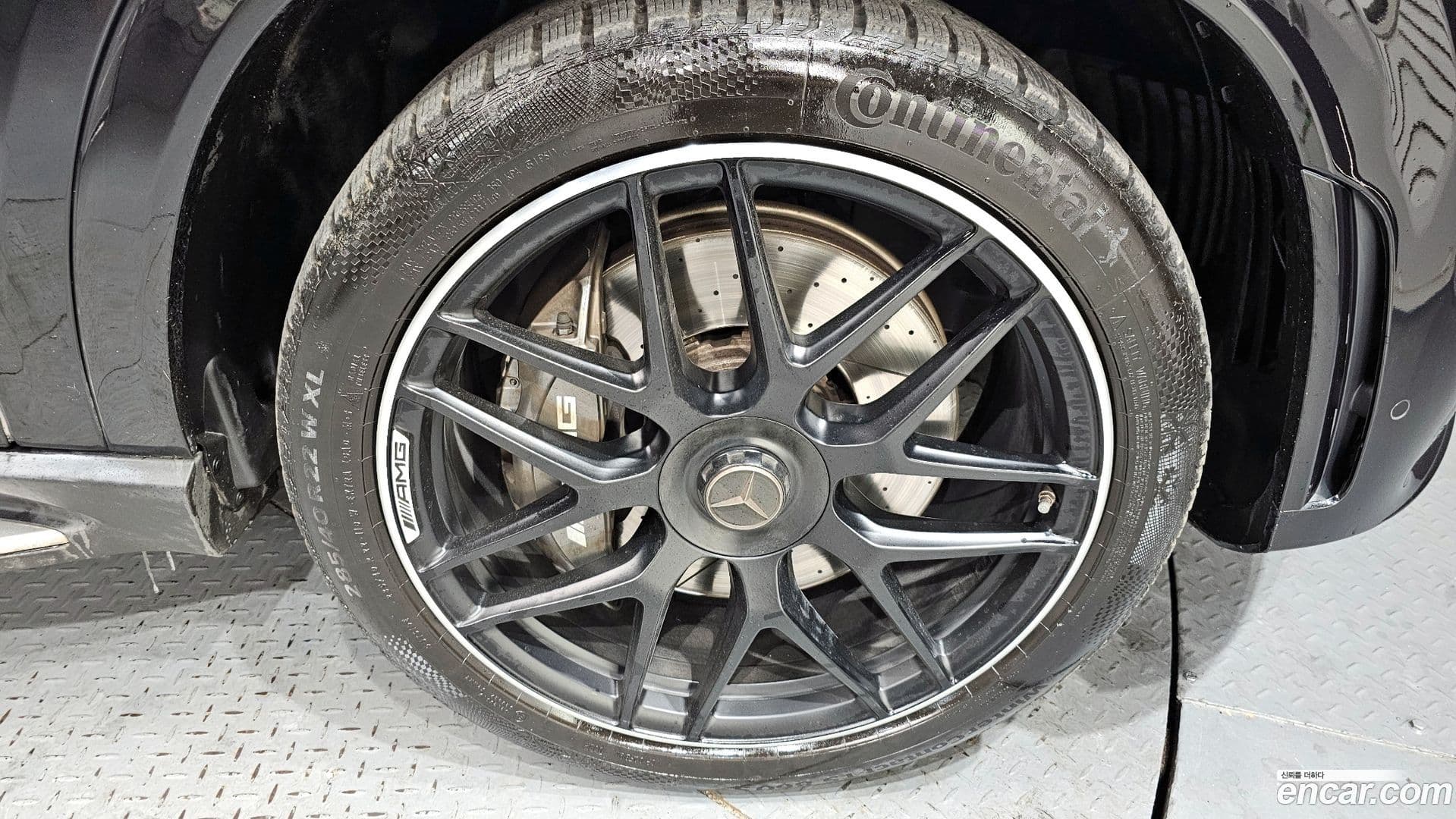 Main__Slider__Photo:GLE-Class Mercedes-Benz 2022.3-4