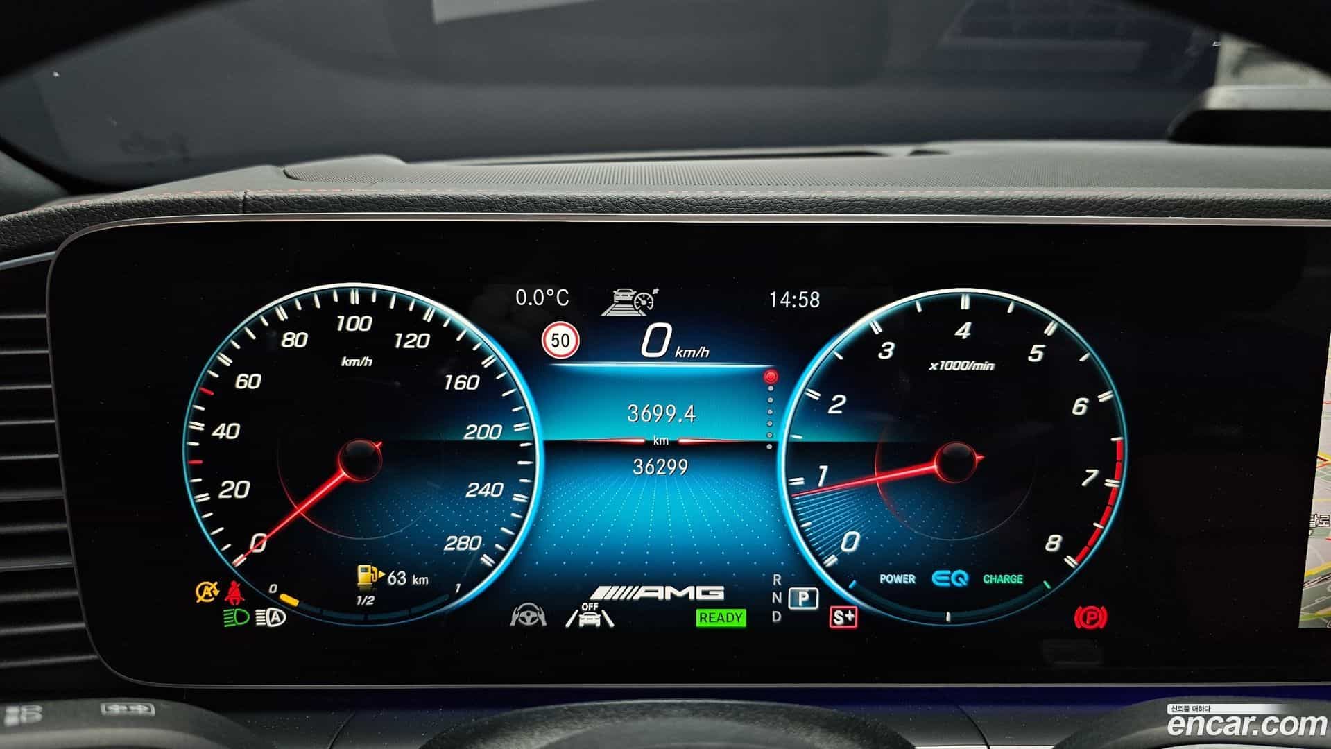 GLE-Class Mercedes-Benz 2022.3-INNER-008