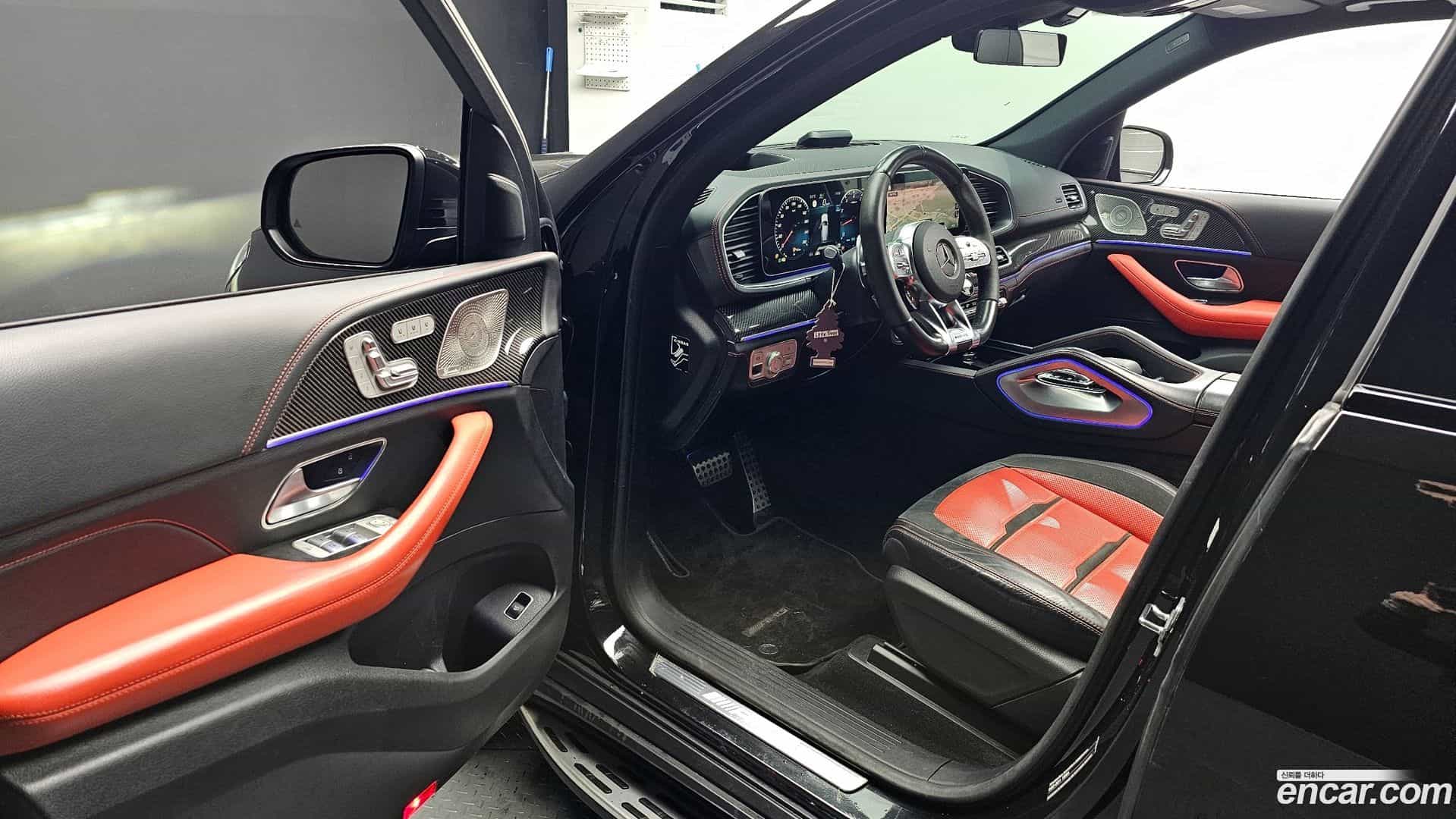 GLE-Class Mercedes-Benz 2022.3-INNER-010