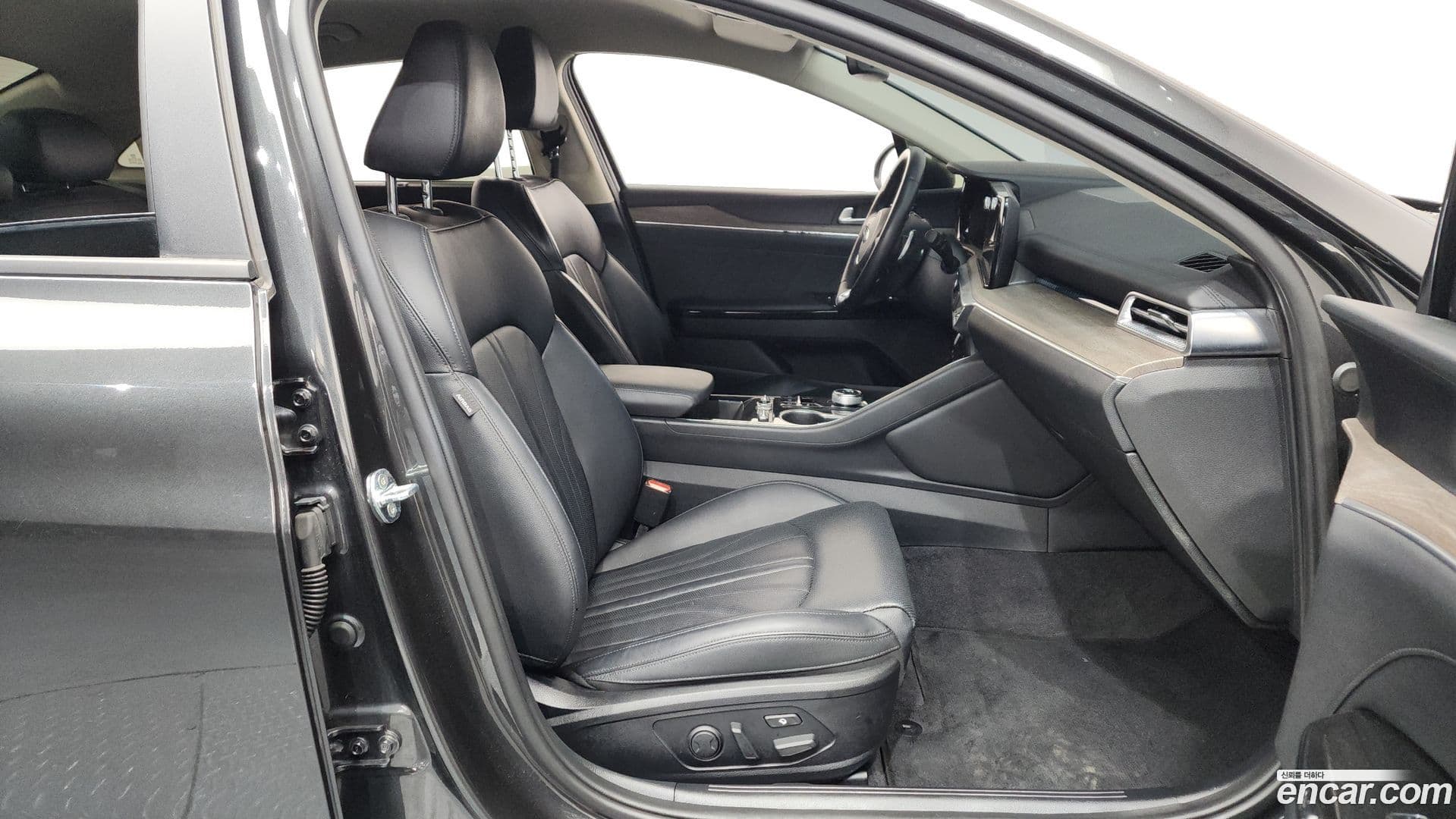 Main__Slider__Photo:K5 Kia 2020.11-10