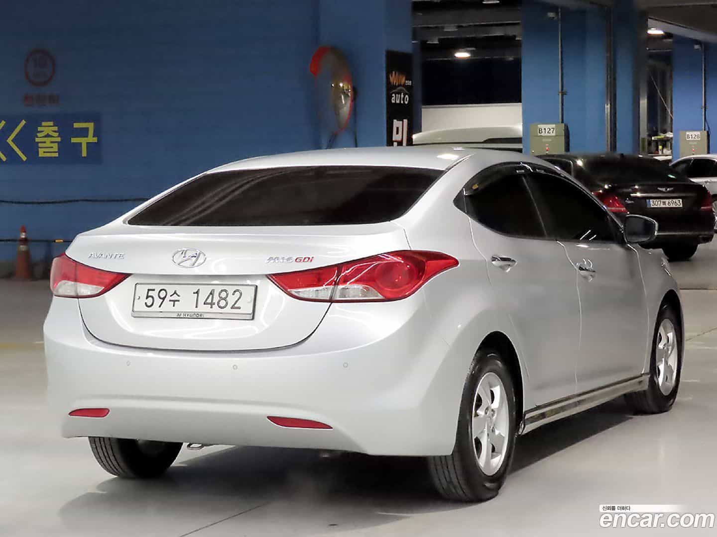 AVANTE Hyundai 2010.10-OUTER-004