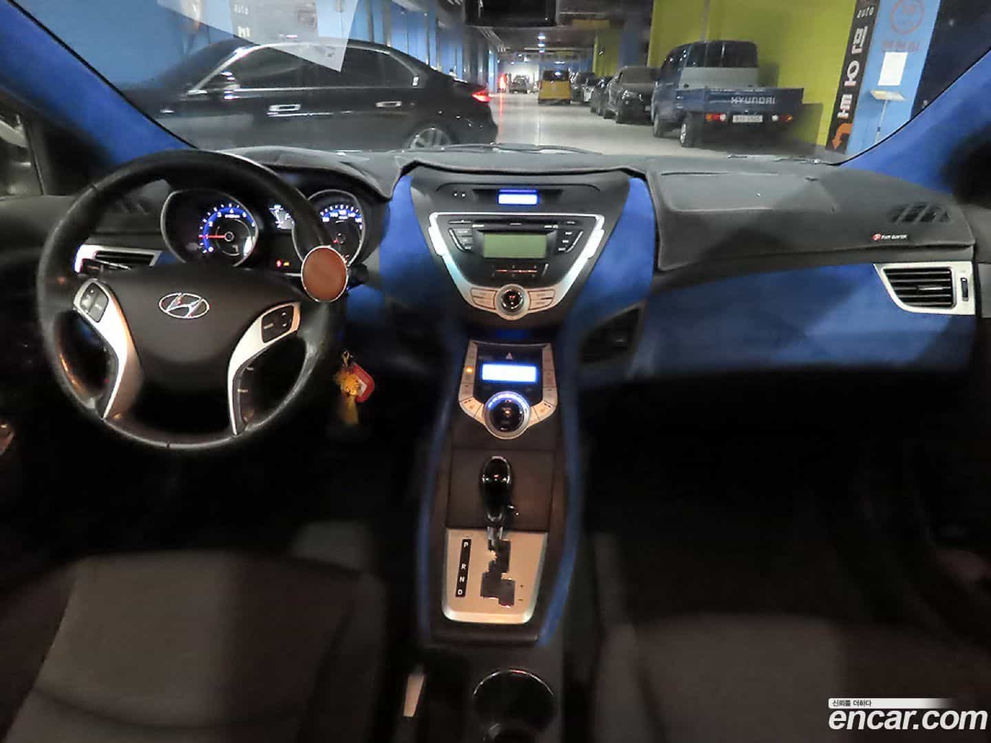 AVANTE Hyundai 2010.10-OUTER-005