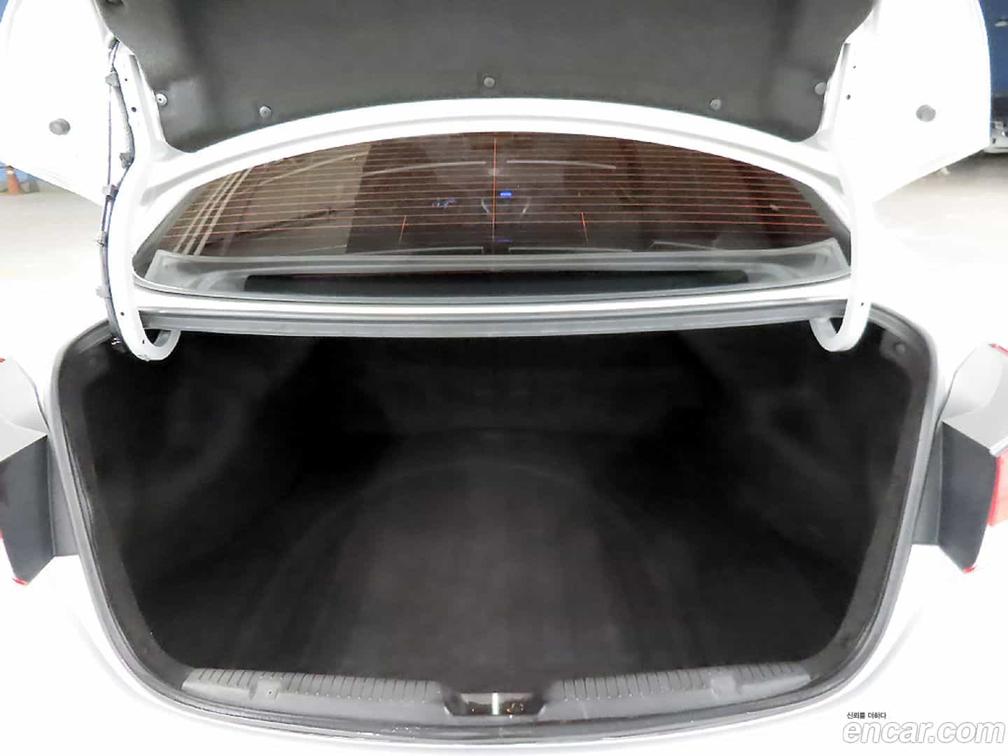 AVANTE Hyundai 2010.10-OPTION-022