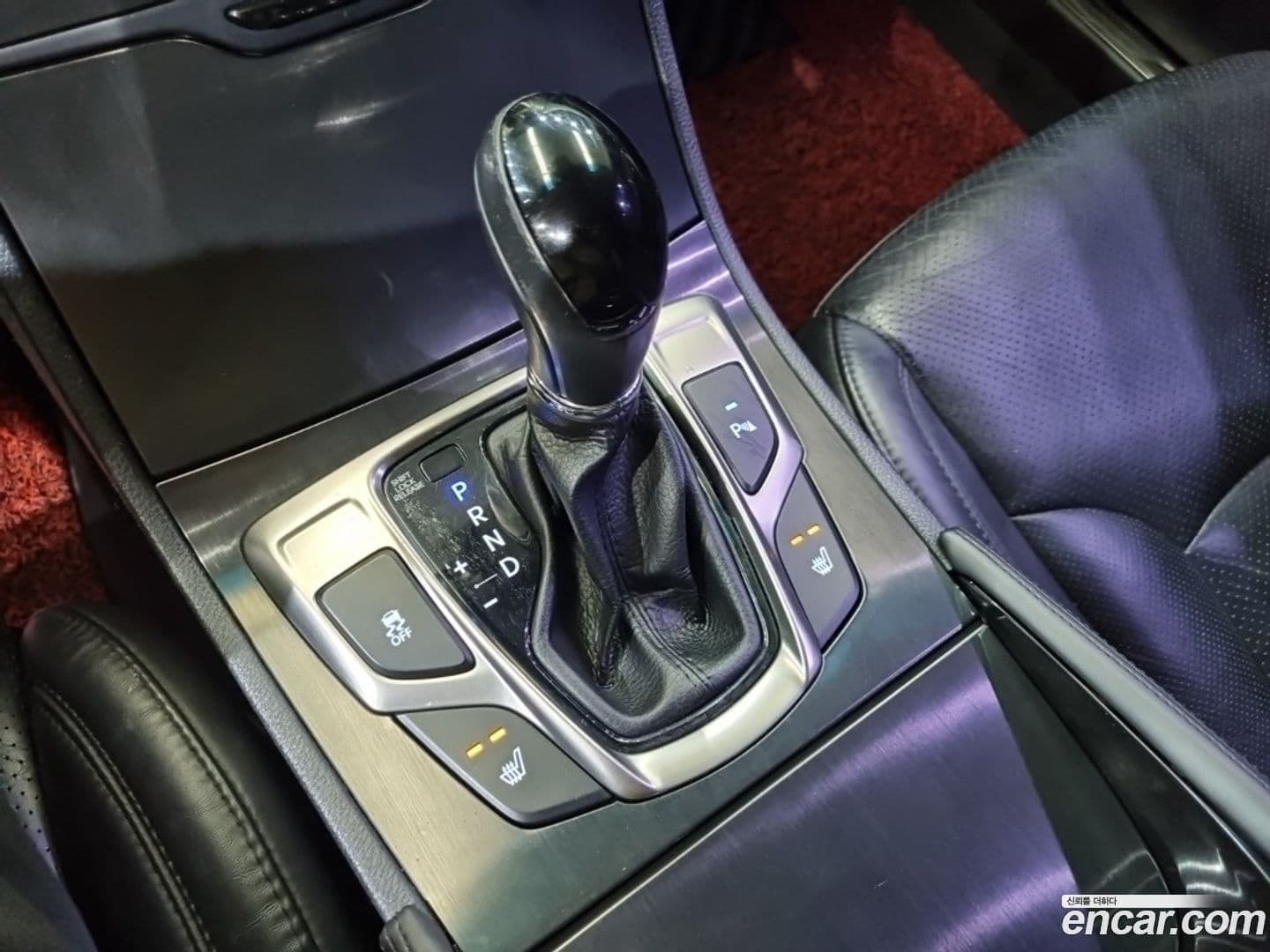 Main__Slider__Photo:Grandeur Hyundai 2014.0-10