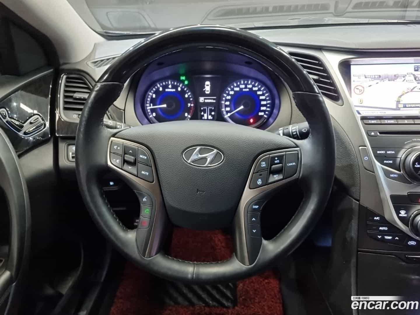 Grandeur Hyundai 2014.0-OPTION-020
