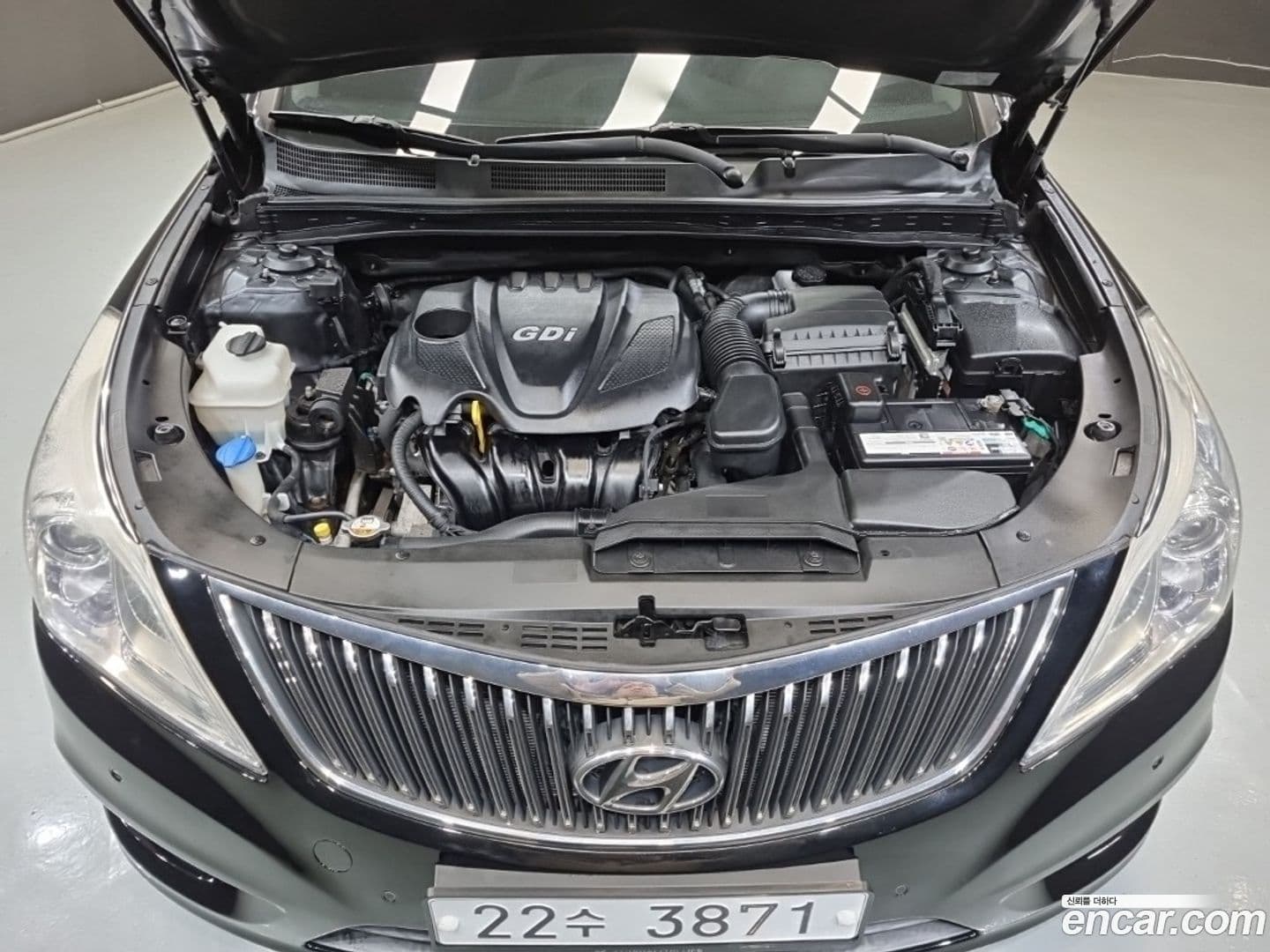 Main__Slider__Photo:Grandeur Hyundai 2014.0-16