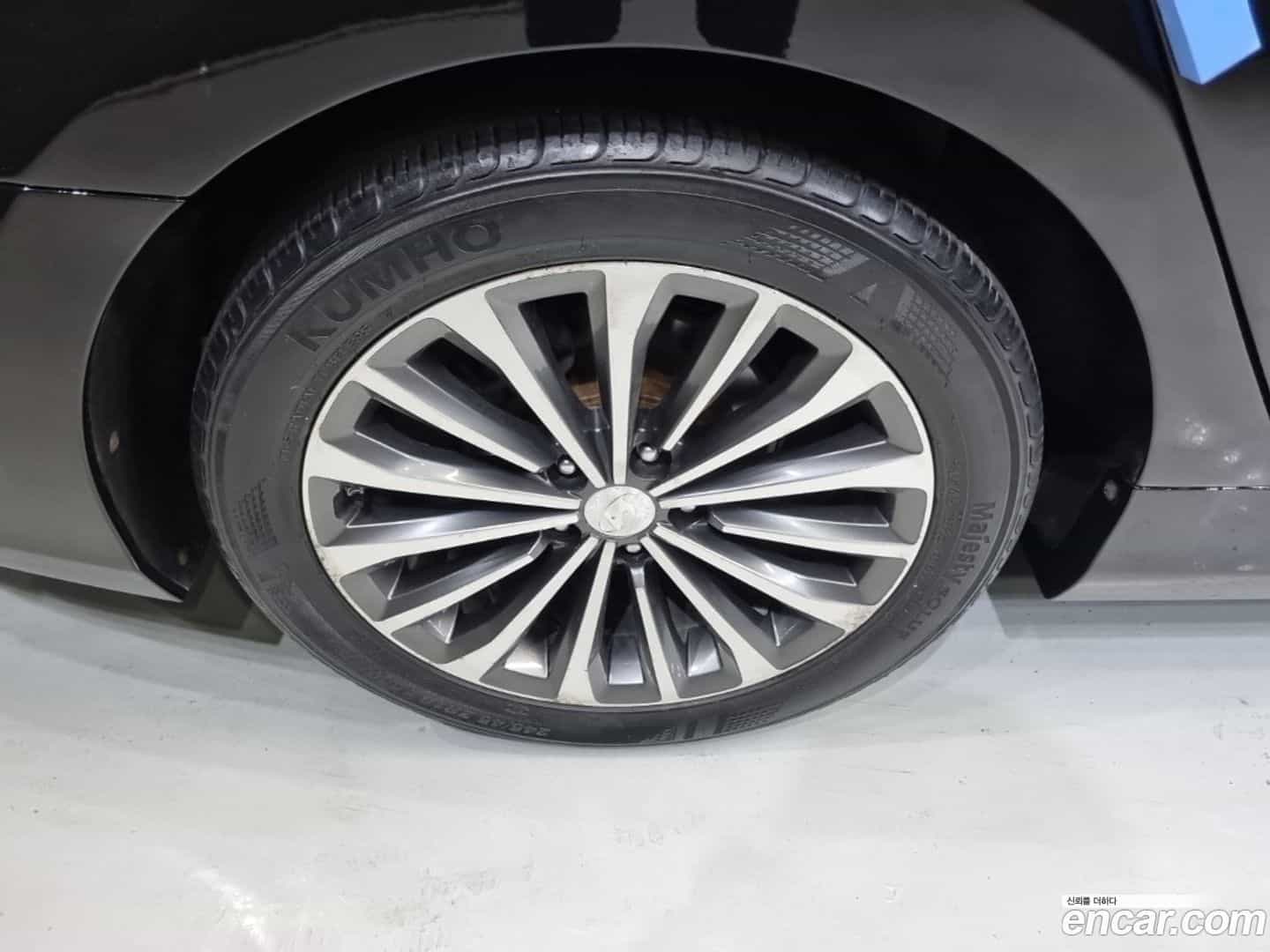 Grandeur Hyundai 2014.0-OPTION-023