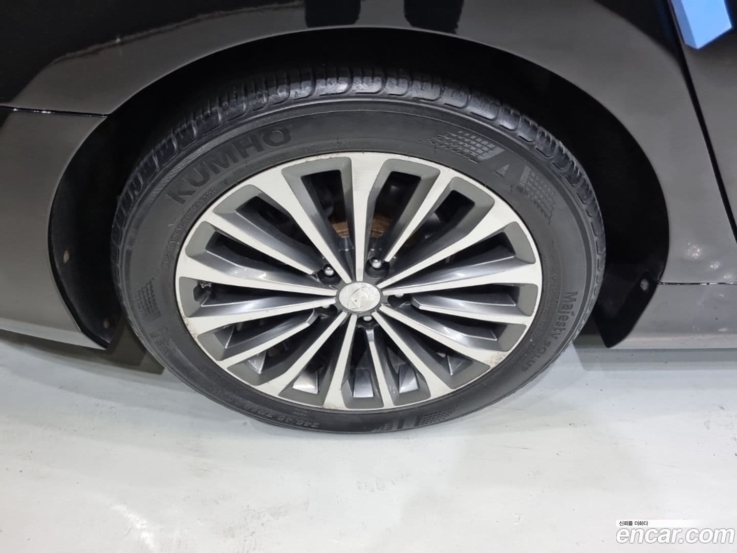 Main__Slider__Photo:Grandeur Hyundai 2014.0-18