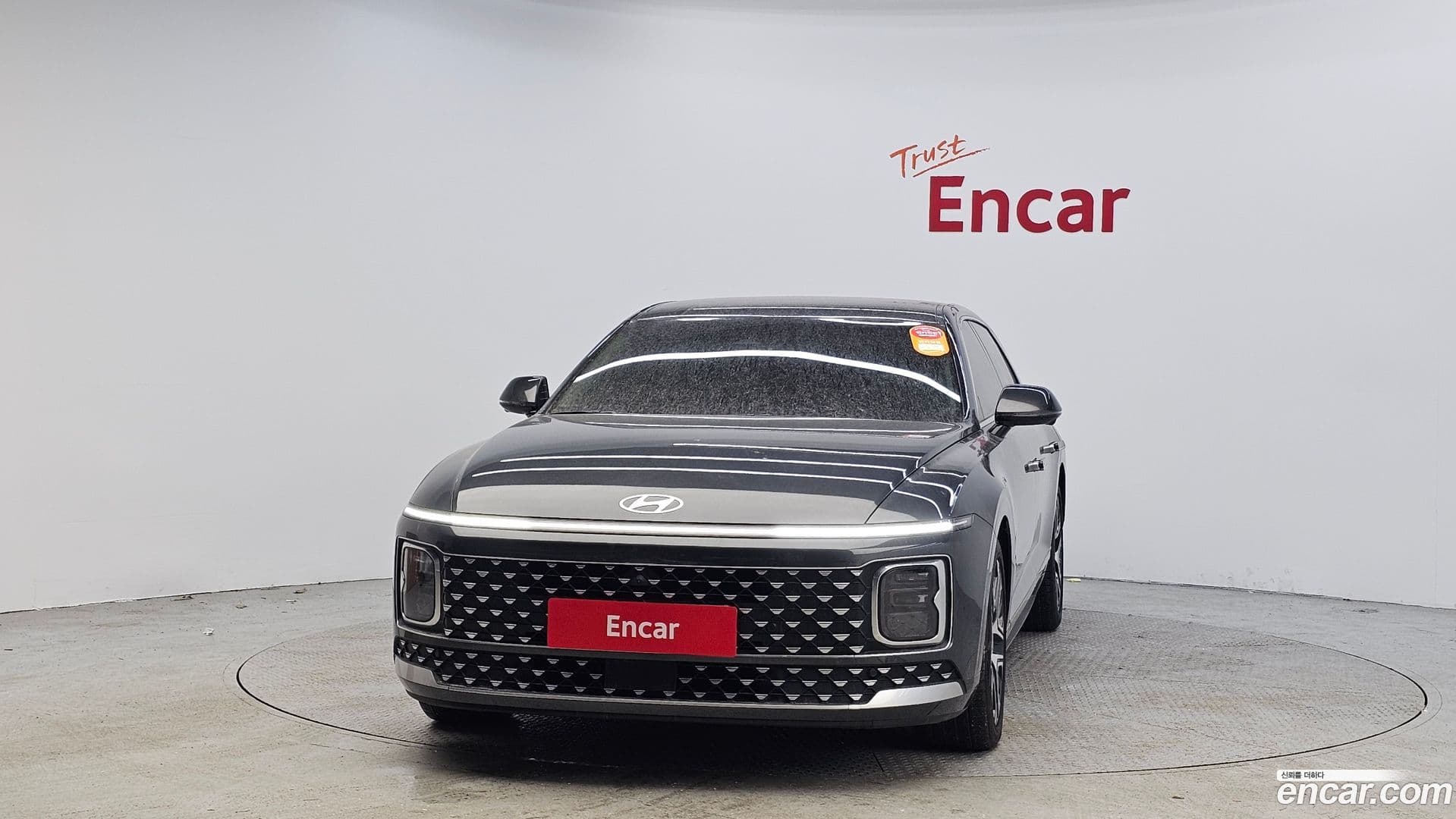 Main__Slider__Photo:Grandeur Hyundai 2022.11-2