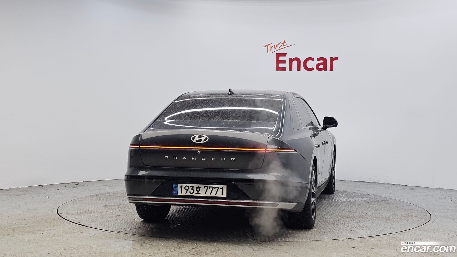 Main__Slider__Photo:Grandeur Hyundai 2022.11-3