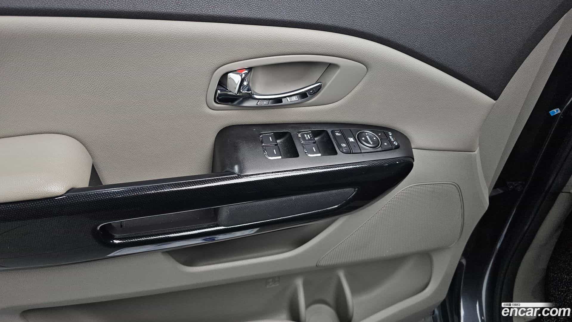 Canival Kia 2016.11-OPTION-021