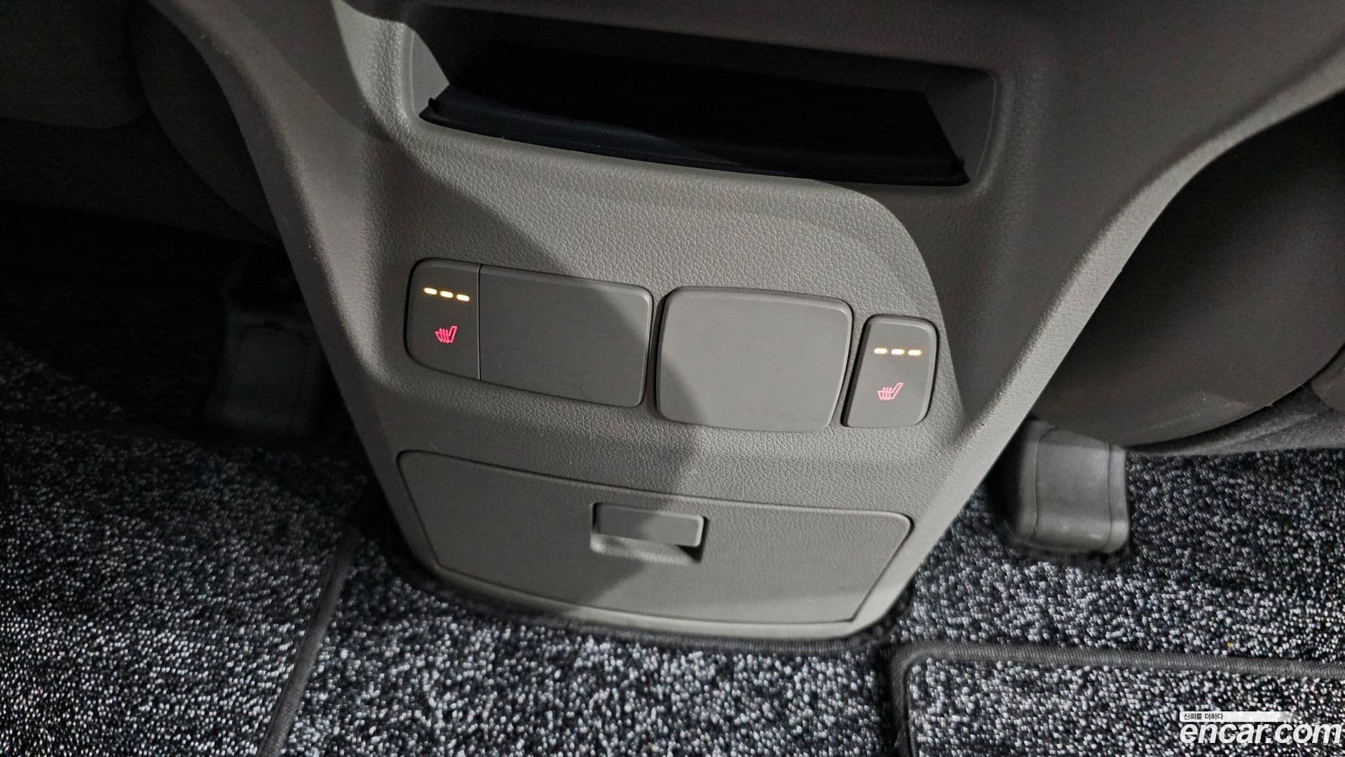 Main__Slider__Photo:Canival Kia 2016.11-17